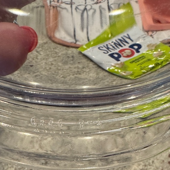 PYREX clear casserole bowl lid. 683 C D-4 - Picture 4 of 4